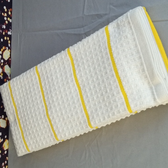 🌼 🍒 You Guac My World Dish Towel - Picture 2 of 4